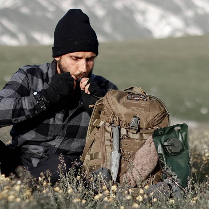 Mardingtop Hydration Bladder, 2.5 Liter Leak Proof Water Bladder,Military Hydration Pack Replacement for Hiking Biking Climbing Cycling Running Camping Backpack.