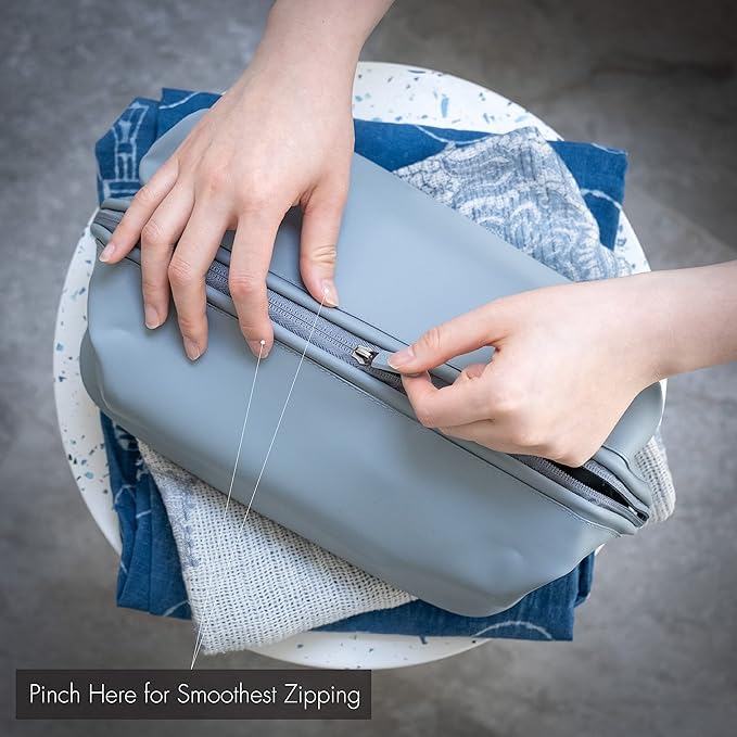 LINE+ARC Easy-to-Clean Silicone Dopp Kit (As Seen in Glamour and GQ) Extra-Wide Opening Anti-Stain (Mauve, 3.5L) Toiletry Bag Travel Set Makeup Organizer Cosmetics Case Fabric Simple Hang Loop