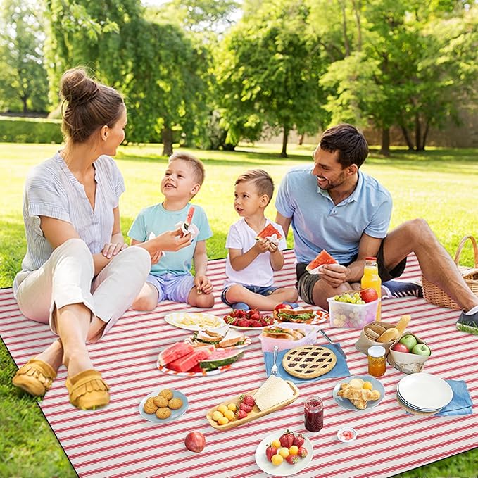 G GOOD GAIN Picnic Blankets Waterproof - Extra Large Outdoor Blanket Sand Free Foldable with Carry Strap for Beach, Camping, Park Grass, Hiking, Travel, Concerts, Indoor(Apple)