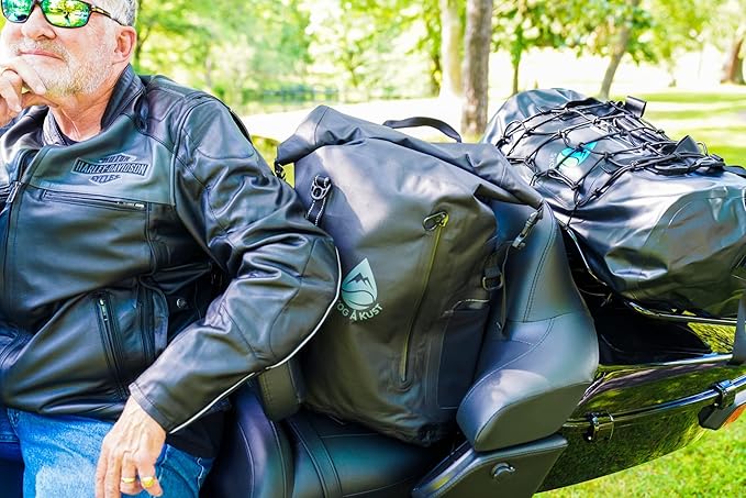 Skog Å Kust BackSåk Pro Waterproof Floating Backpacks with Exterior Airtight Zippered Pocket