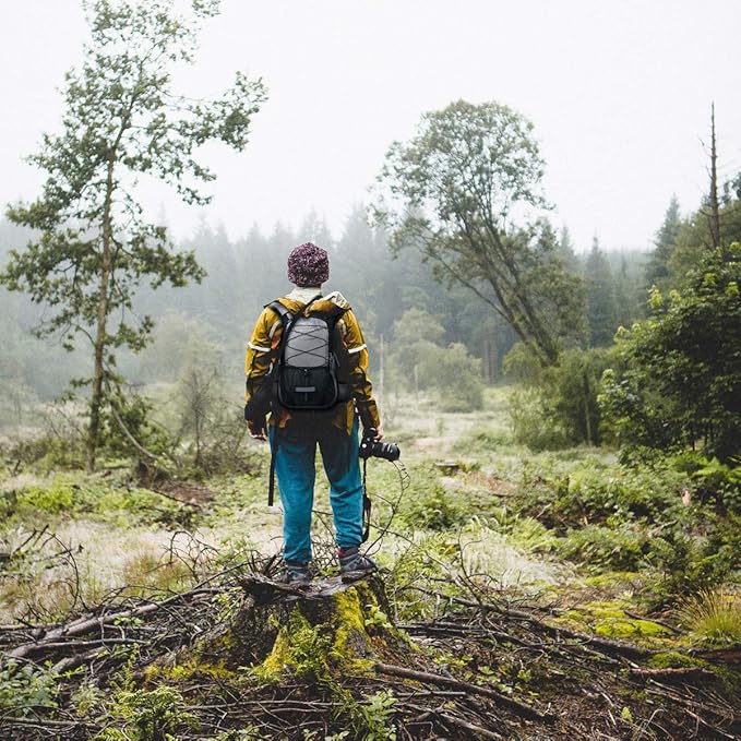 Hydration Pack, Insulated Hydration Backpack with 2L BPA Free Water Bladder and Storage, Hiking Backpack for Men, Women, Kids for Running, Cycling, Camping - Keep Liquid Cool up to 5 Hours