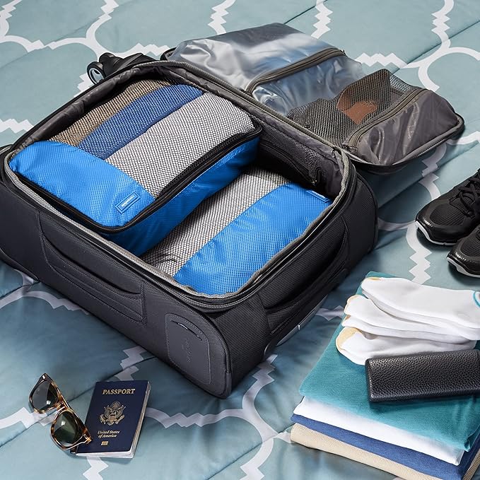 Amazon Basics Packing Cubes for Travel, Packing Organizers Set, 4-Piece-Set (2 Medium And 2 Large) With Double Zipper Pulls and Mesh Top Panel, 100% Durable Polyester, Blue