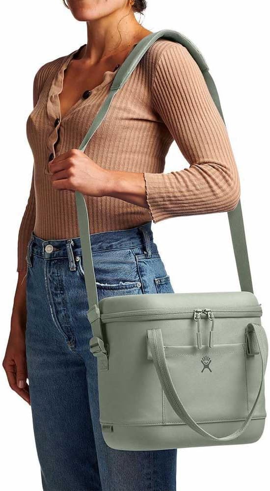 Hydro Flask Cooler Bag for Beach, Beverages and Travel - Insulated Soft Lunch Bag - 12 L Capacity in Agave Green