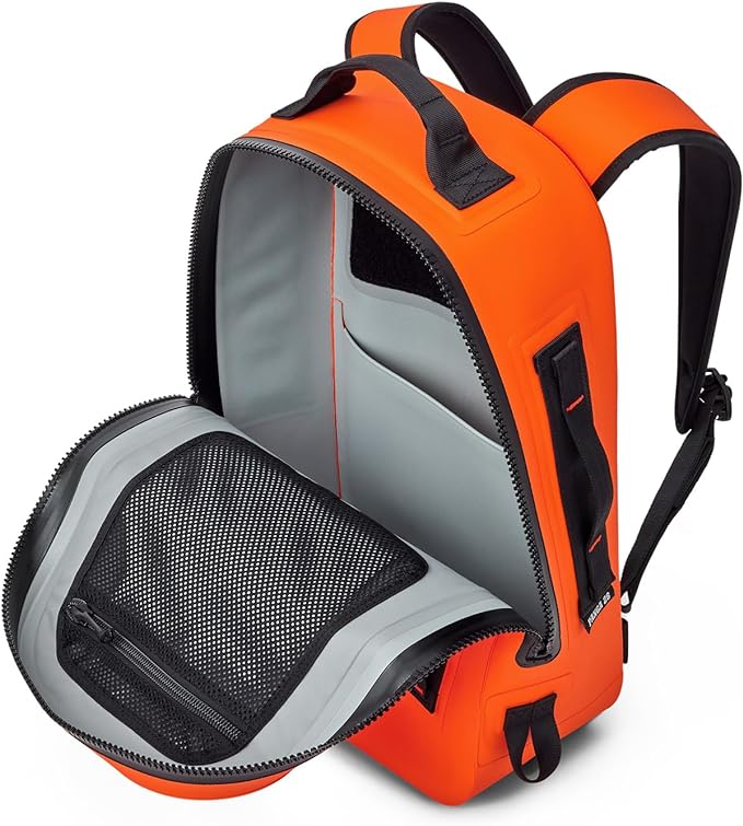 YETI Outdoors, Panga 28, King Crab