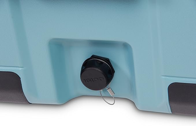 Igloo BMX Hard Coolers (25-72QT)