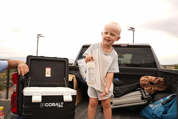 37 Quart Cobalt Weekender Cooler - Ice Chest by Blue Coolers for Camping, Sports Events, and Barbecues (Full Day Ice Retention)