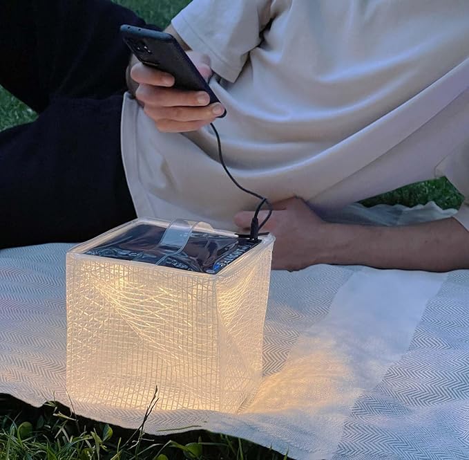 MEGAPUFF Origami Solar Phone Charger and Lamp SOLIGHT-DESIGN