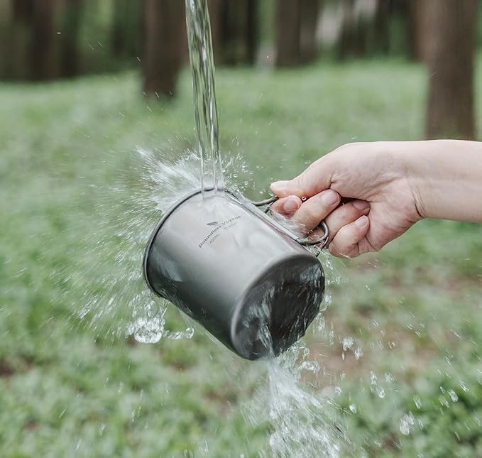 iBasingo 300ml Titanium Mug with Lid Tea Coffee Water Cup Outdoor Camping Pot Ultra-light Portable Hiking Backpacking Cooking Kit Picnic Tableware Drinkware with Foldable Handle Ti3034D