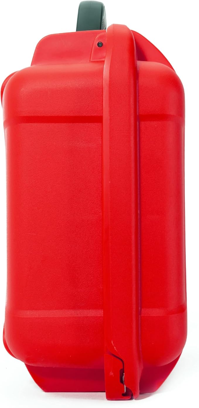 NANUK 920 Waterproof First Aid Box Empty – Durable, Medical First Aid Organizer Case, IP67-Rated, Dustproof, Impact-Resistant, and Floats (7.4" x 4.9" x 3.1") – Red