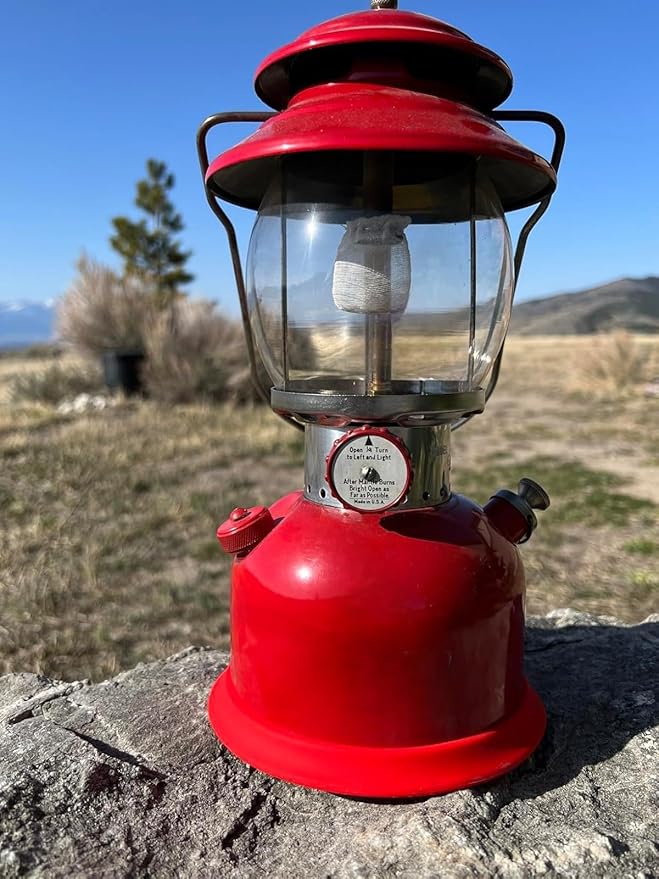 Camping Kerosene Lamp Silicone Tank Base Protector Gasket for Coleman Lanterns, Scratch-Resistant, Enhanced Stability Camping Lantern Part,Suitable for Coleman Lanterns 200.242.335.321.502,533