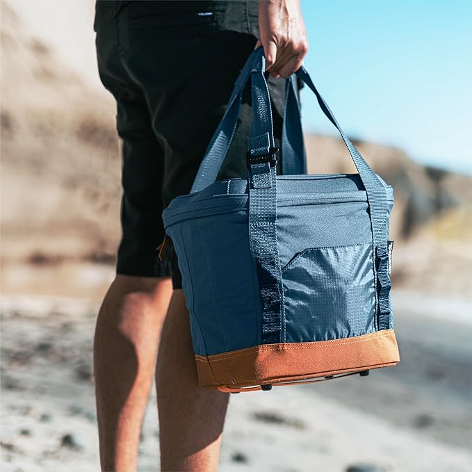 CleverMade Pacifica Collapsible Insulated Cooler Bag – 18 Can Leakproof Soft Cooler for Beach, Travel, Car – Bottle Opener – Ocean