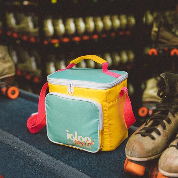Igloo Retro 90s Lunch Coolers, Insulated Lunch Bag, Square Lunch Box Cooler with Front Pocket & Adjustable Strap